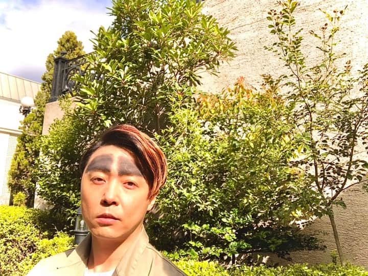 堂本剛のインスタグラム 2022年07月投稿画像「#ENDRECHERI  #眉毛  #eyebrows」'