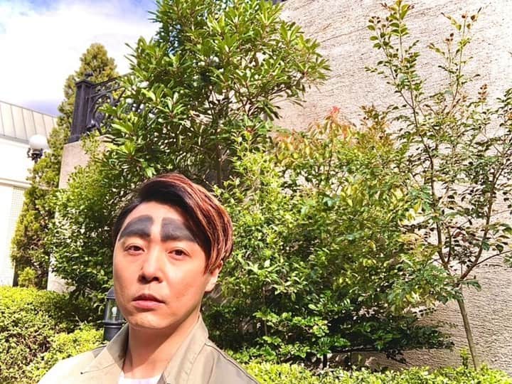 堂本剛のインスタグラム 2022年07月投稿画像「#ENDRECHERI  #眉毛  #eyebrows」'