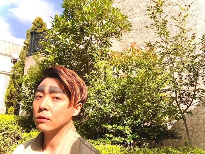 堂本剛のインスタグラム 2022年07月投稿画像「#ENDRECHERI  #眉毛」'