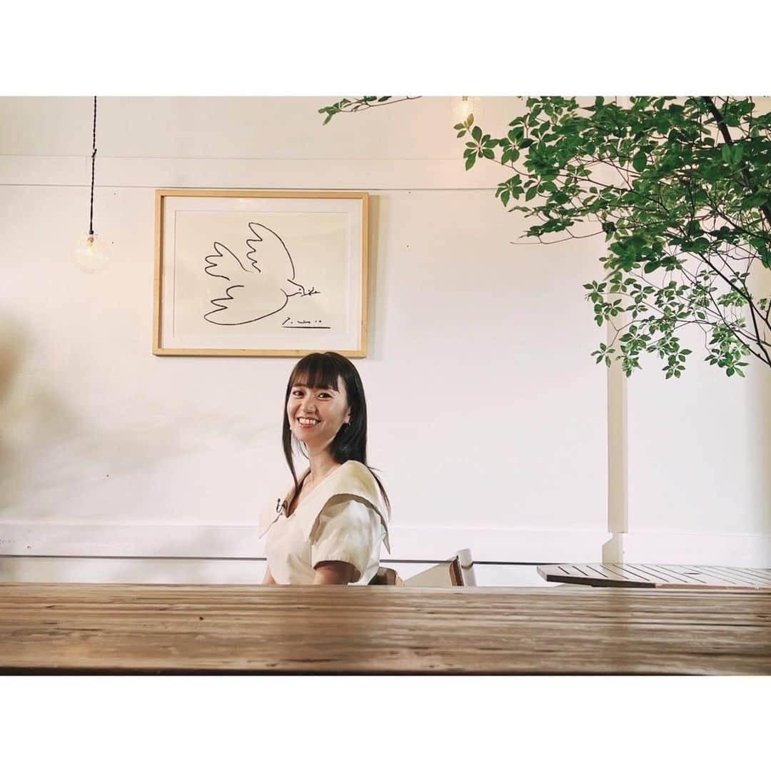 大島優子のインスタグラム 2022年07月投稿画像「元気だよ🧚🏼‍♀️ いちおう報告w  #明日のあさイチ #見てね   @tomo_koizumi くんのプレミアムトークにちょろっと出るよ👼🏻💓」'